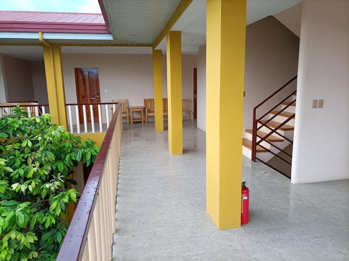 Speed 8 Inn Moalboal Extérieur photo